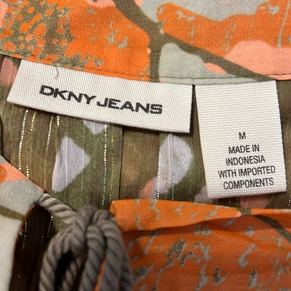New DKNY Jeans women’s sheer metallic peplum Far Out Safari green/orange top - Picture 2 of 2